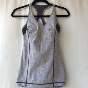 Lululemon tank size 4